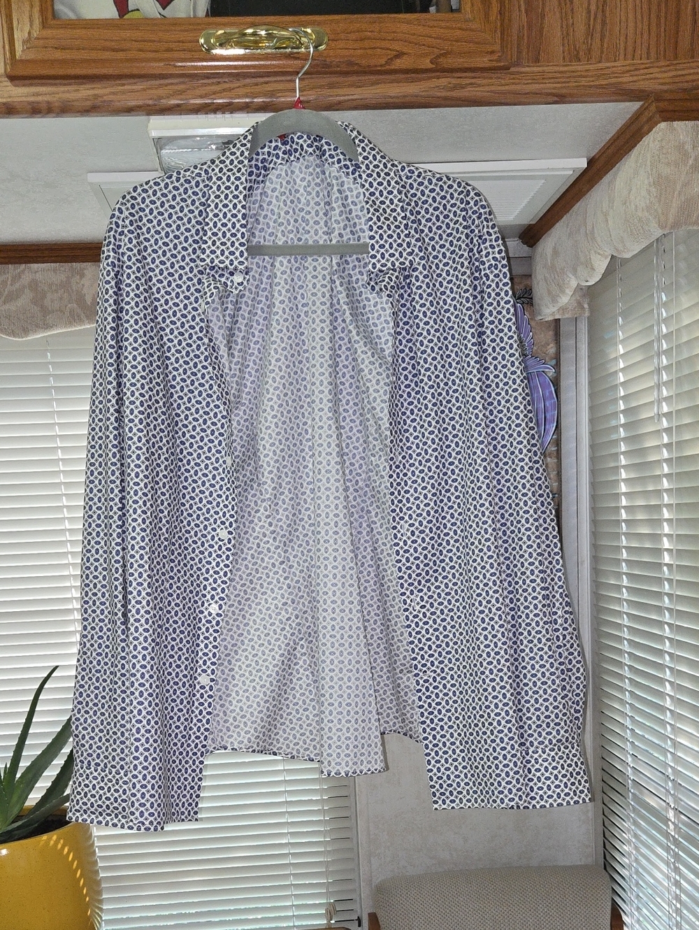 Men's Navy & White Patterned Button-Up Shirt